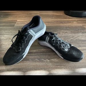 Nike Metcon 6’s Black/White